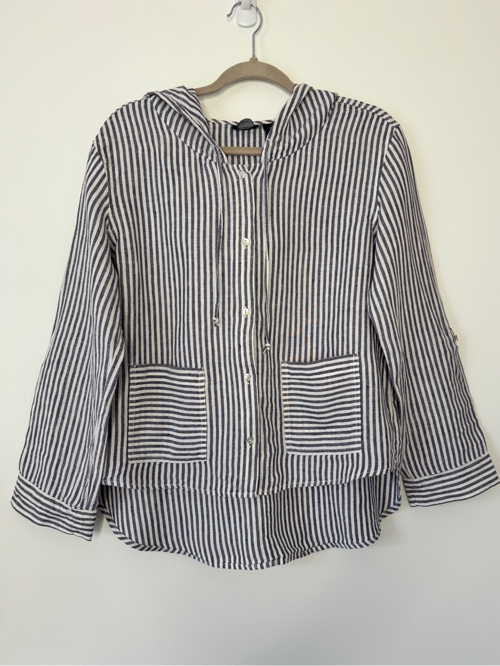 Tahari Linen Hooded Button Down Shirt Roll Tab Sleeves Seersucker Striped Top S